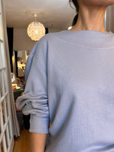 Load image into Gallery viewer, Pull Religieuse