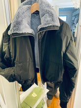 Charger l'image dans la galerie, Bomber Gisèle