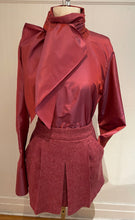 Load image into Gallery viewer, Chemise Bon baiser de Russie