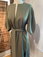 Load image into Gallery viewer, Robe Dalaï
