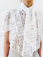 Load image into Gallery viewer, Julia blouse
