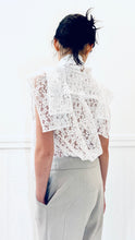 Load image into Gallery viewer, Julia blouse
